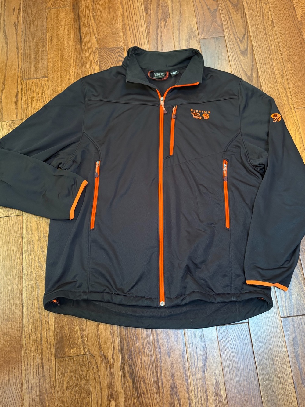 Mountain Hardwear Men's Black Orange Trim Softshell Fleece-Lined Full-Zip Jacket